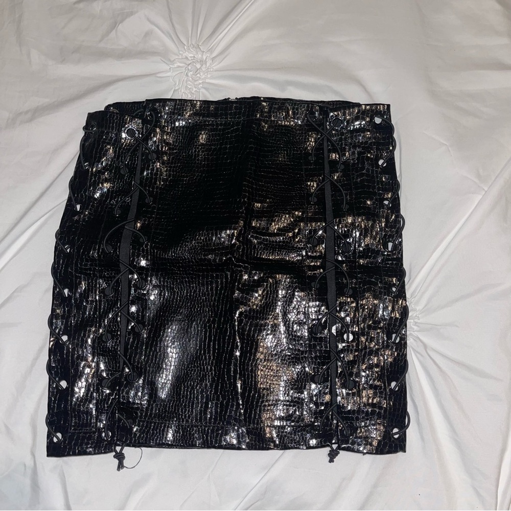 PLT Faux Leather Skirt - Picture 3 of 8